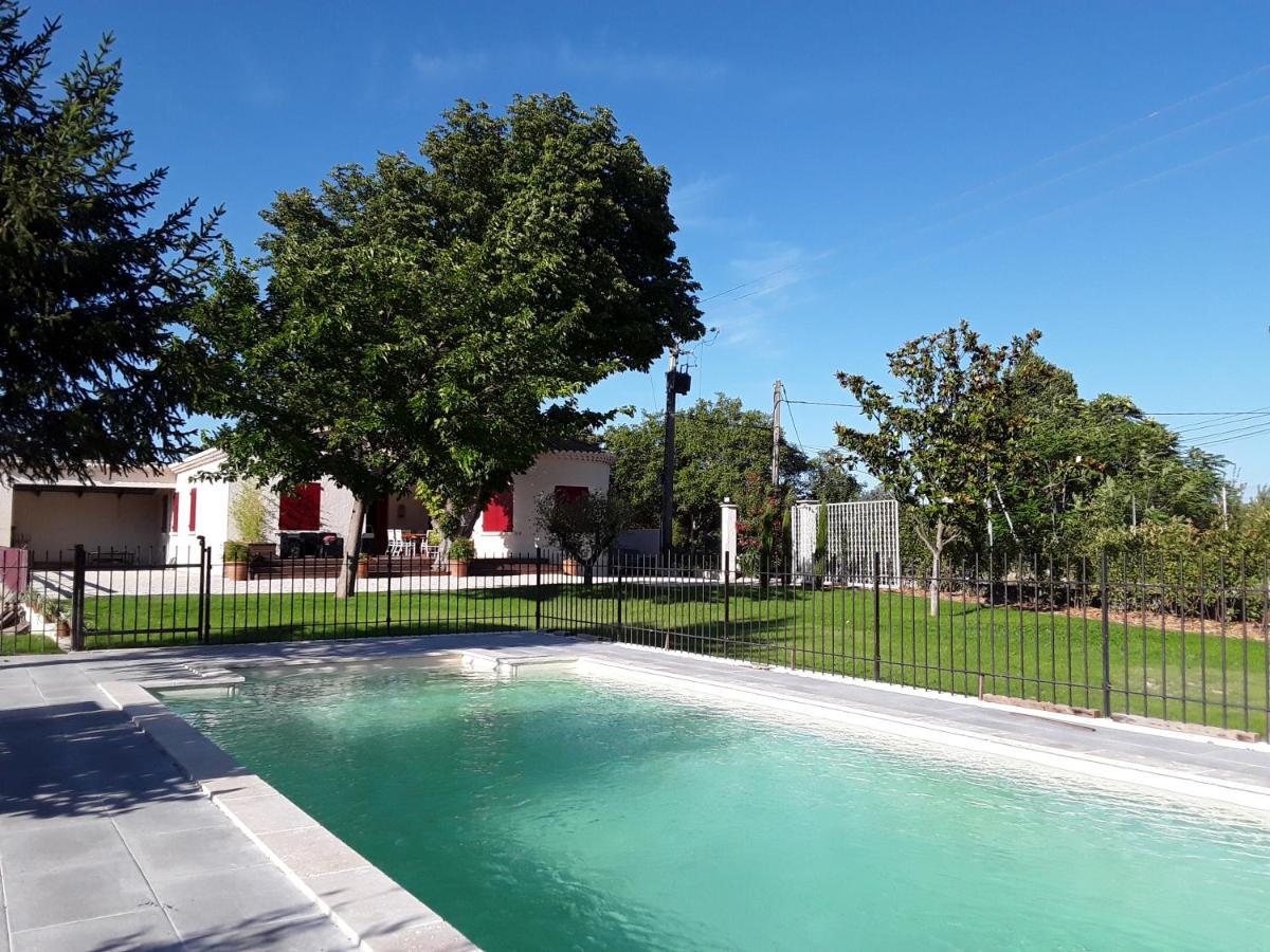 La Bonbonne En Provence Villa Travaillan Exterior photo